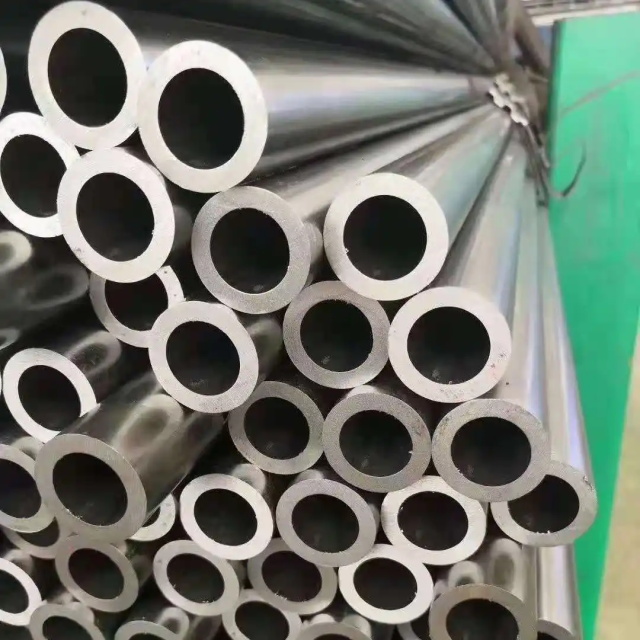 龙陵Q345B精密无缝钢管